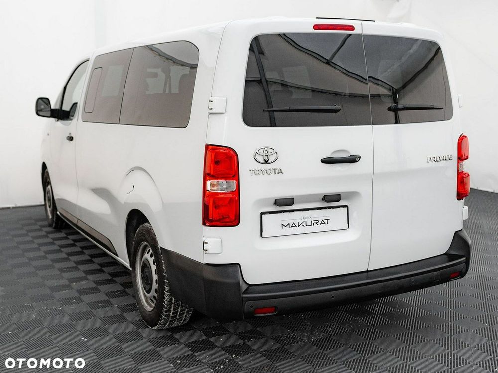 Toyota ProAce Kombi D-4D Long 2,8t - 5