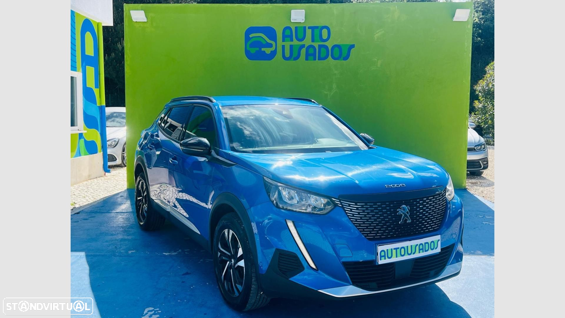 Peugeot 2008 1.2 PureTech Allure - 3