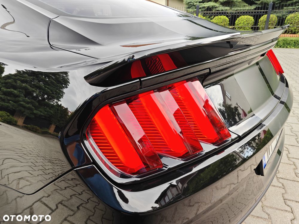 Ford Mustang - 15