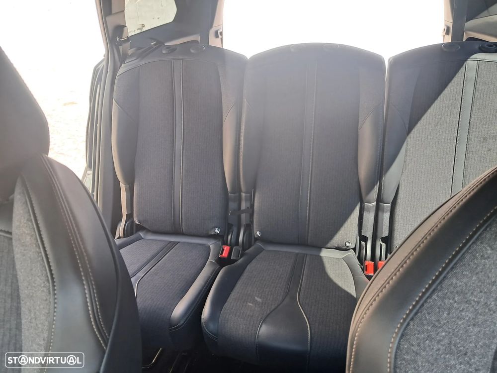 Peugeot 5008 1.5 BlueHDi GT Line EAT8 - 23