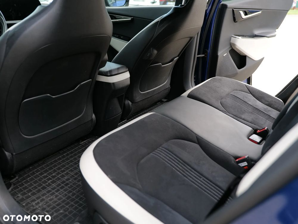 Kia EV6 77.4kWh GT-Line AWD - 12