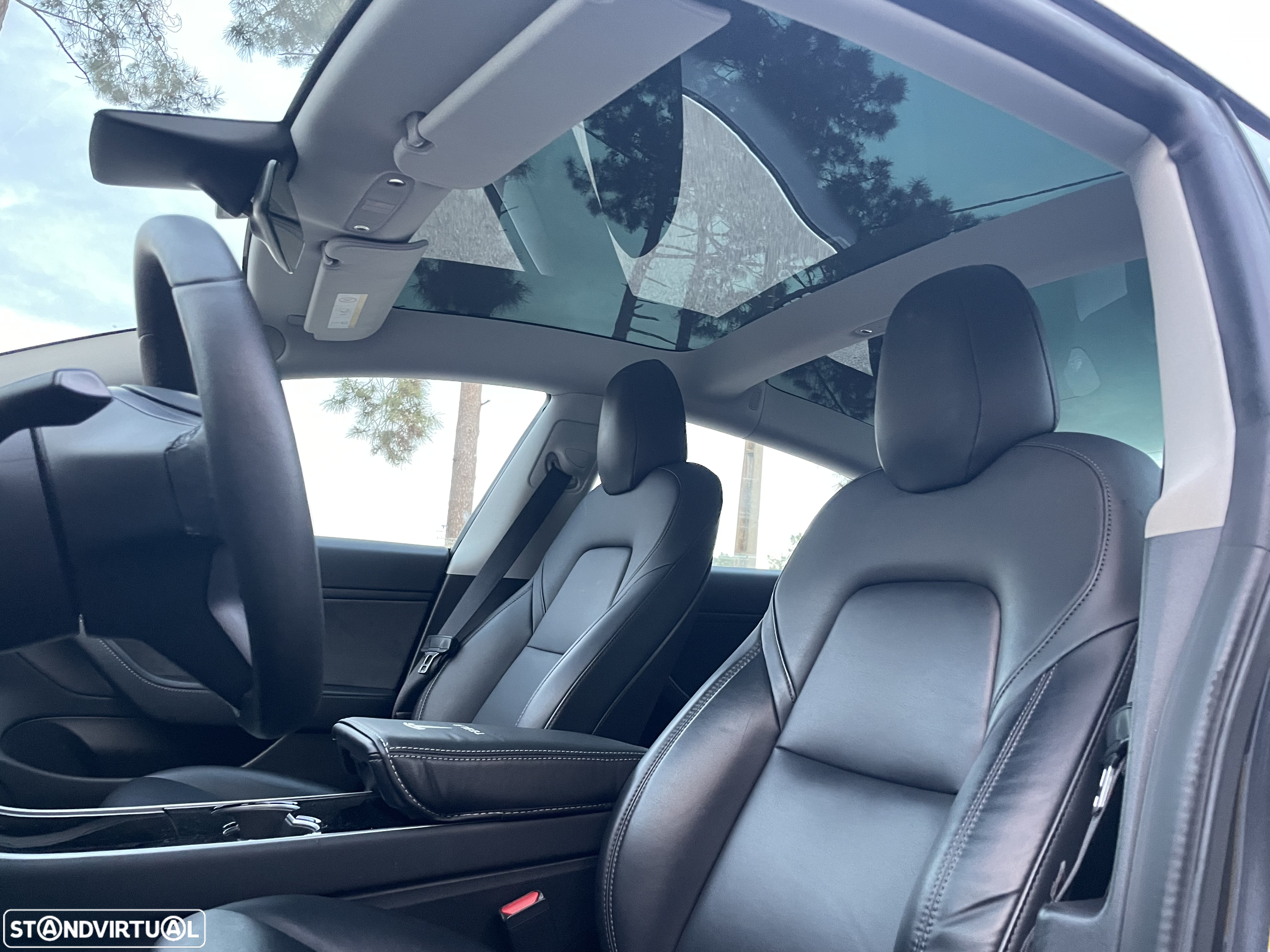 Tesla Model 3 Long-Range Dual Motor AWD - 16
