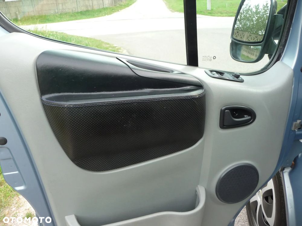 Renault Trafic Combi L2H1 - 11