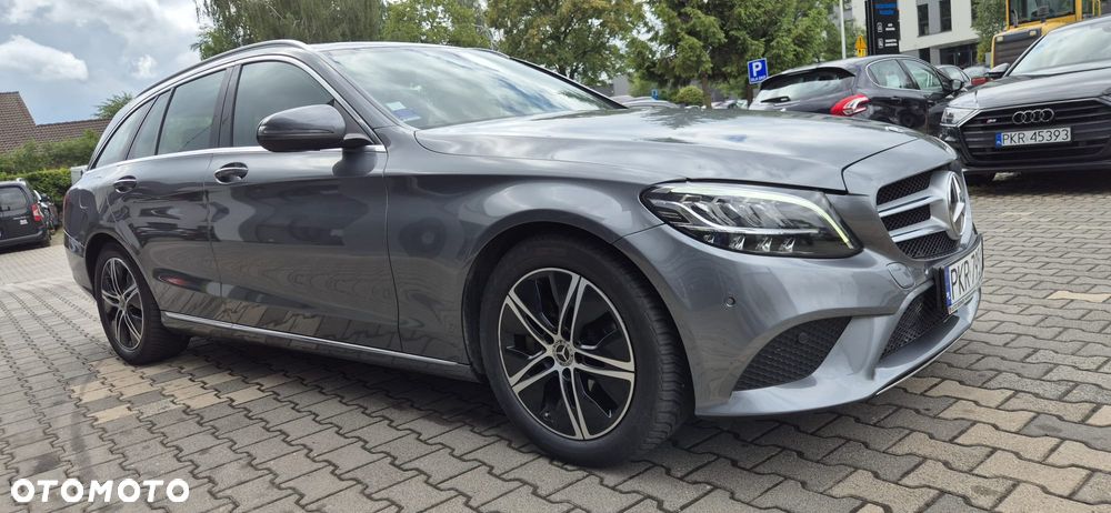Mercedes-Benz Klasa C 200 d 9G-TRONIC Avantgarde - 2