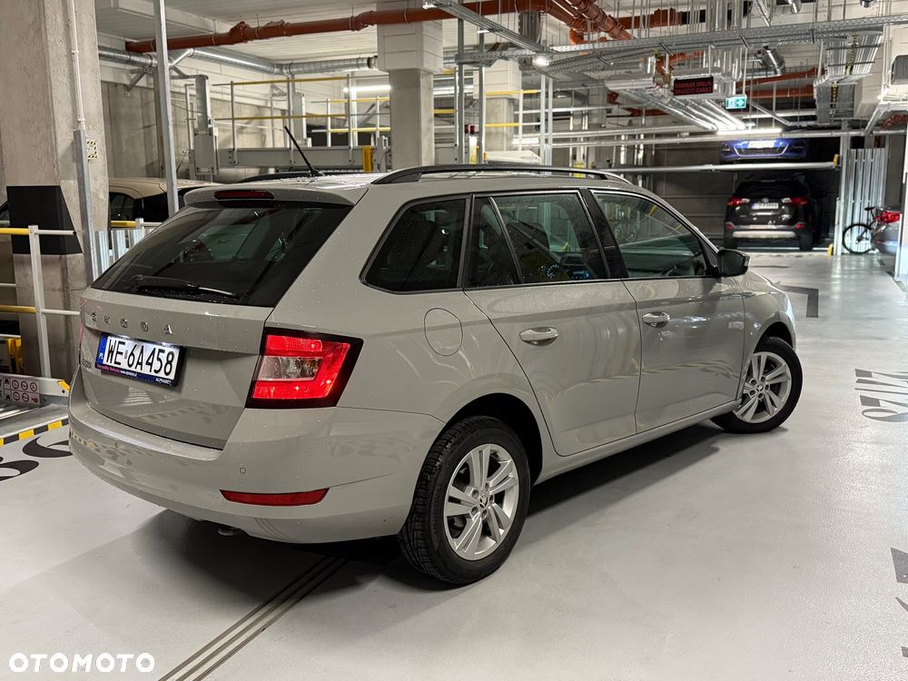 Skoda Fabia 1.0 TSI Ambition Plus - 6