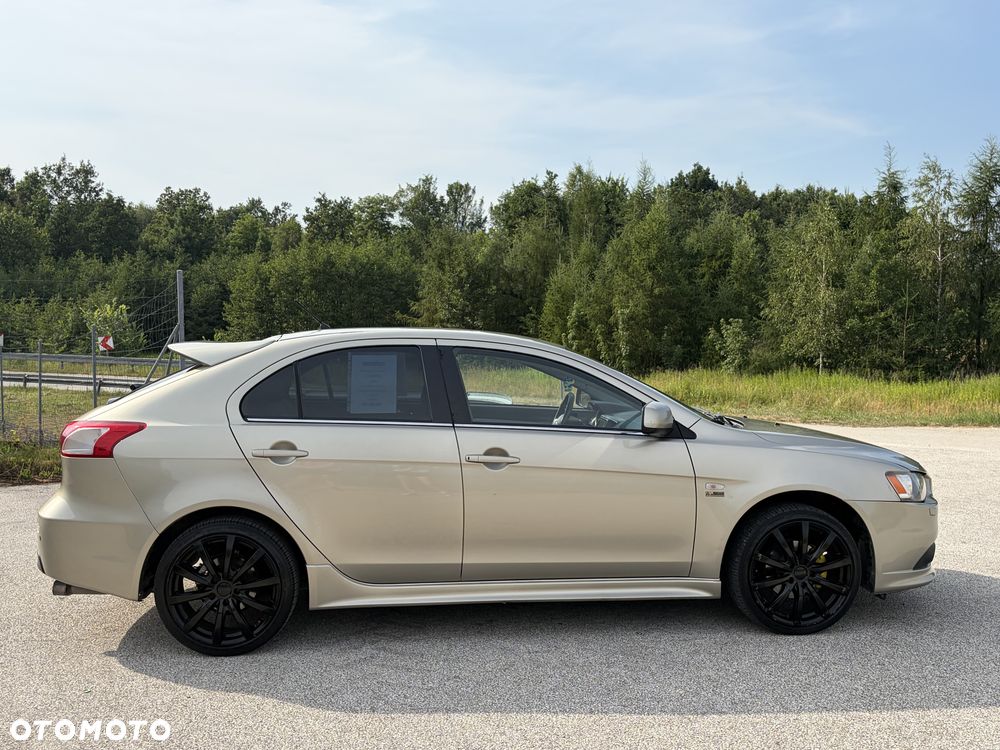 Mitsubishi Lancer 2.0 DI-D Instyle - 4