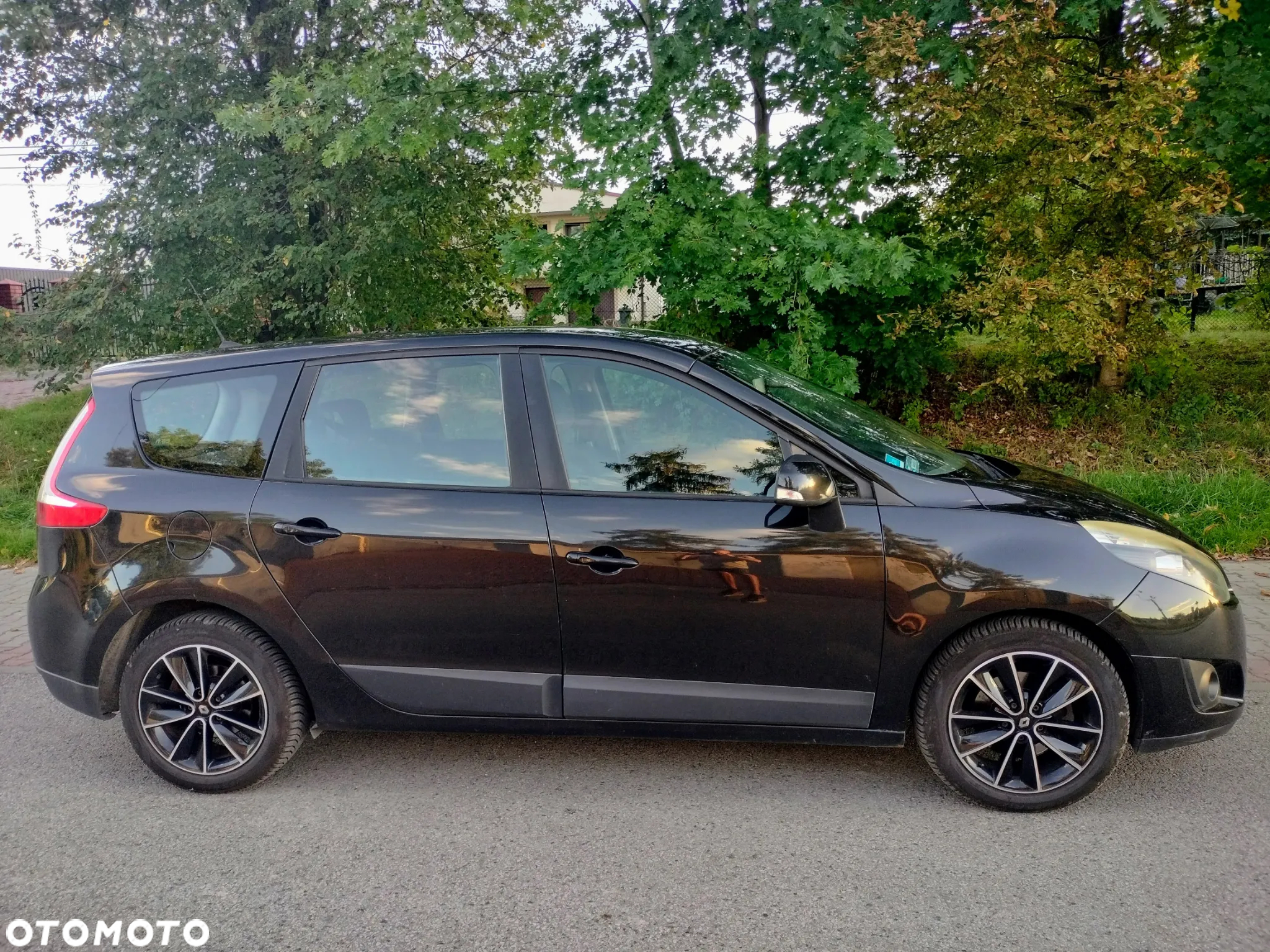 Renault Grand Scenic - 5