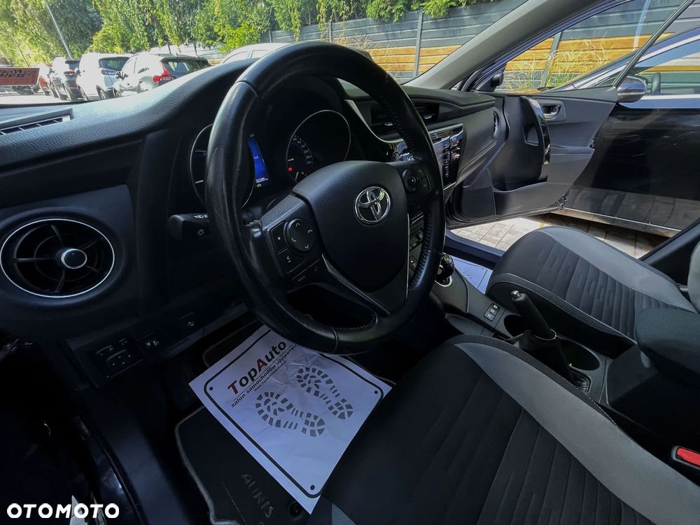 Toyota Auris Hybrid 135 Prestige - 18