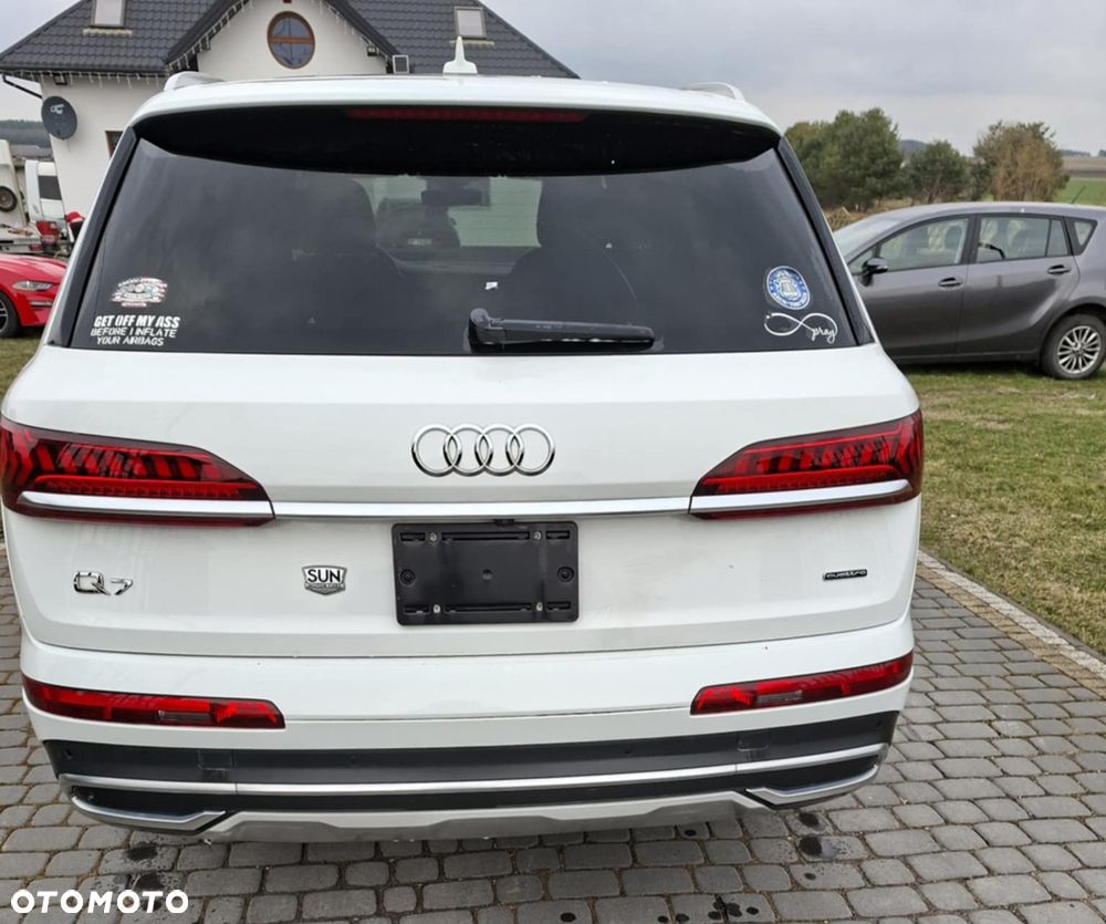 Audi Q7 - 7