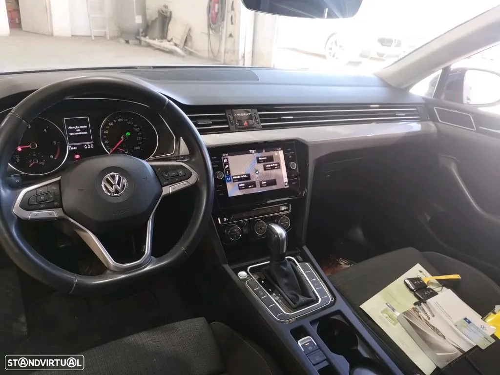 VW Passat Variant 2.0 TDi Business DSG - 10