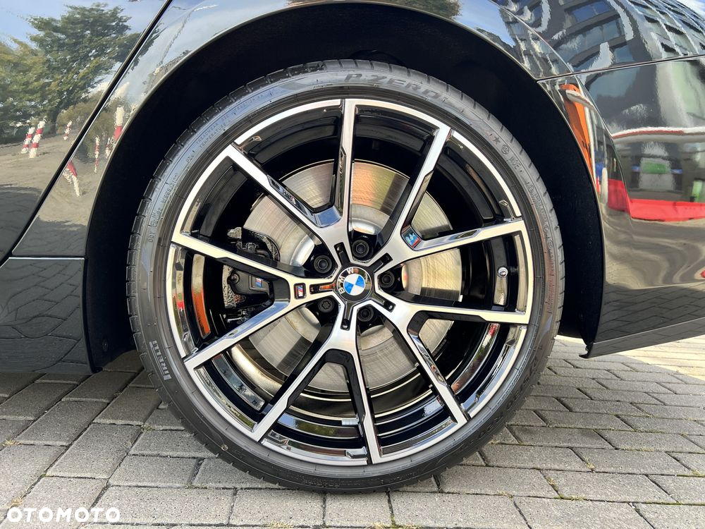 BMW Seria 8 M850i xDrive - 9
