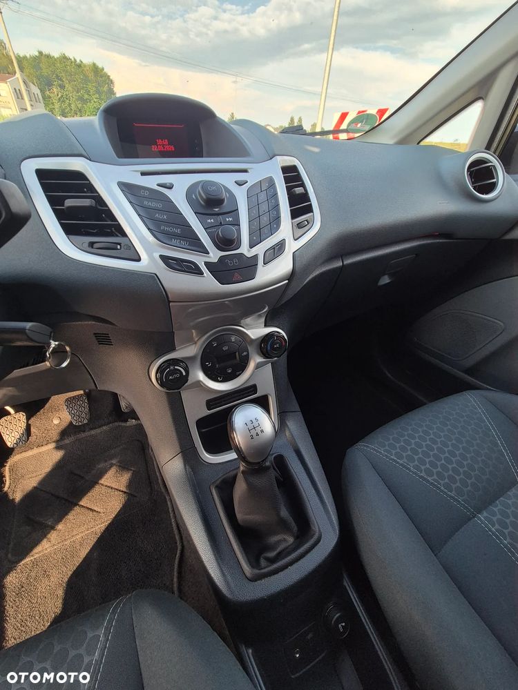 Ford Fiesta 1.25 Titanium - 16