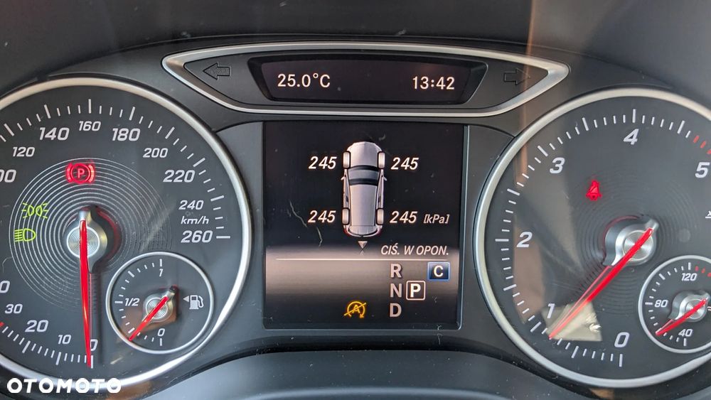 Mercedes-Benz Klasa A 180 CDI 7G-DCT AMG Line - 24