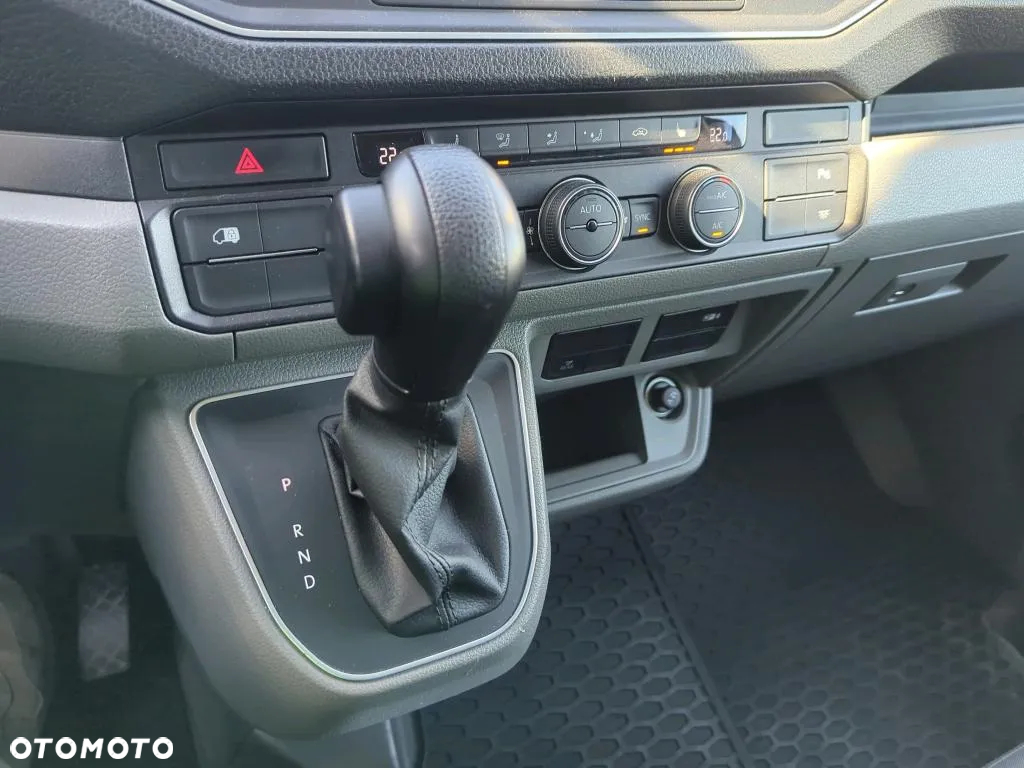Volkswagen Crafter - 13