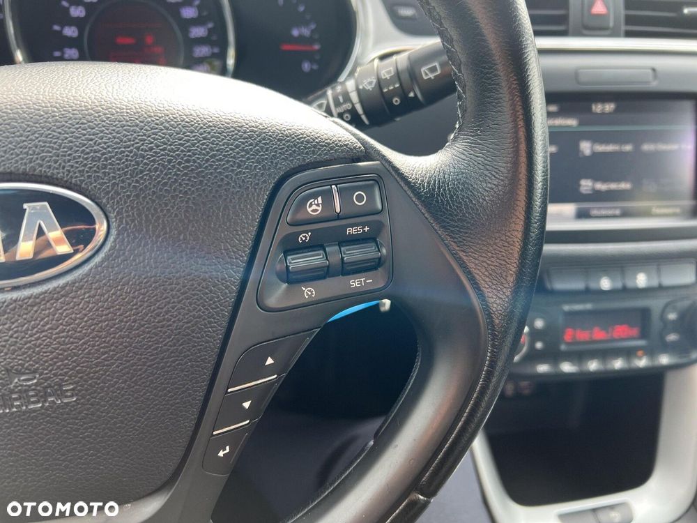Kia Ceed Cee'd 1.6 GDI M - 20