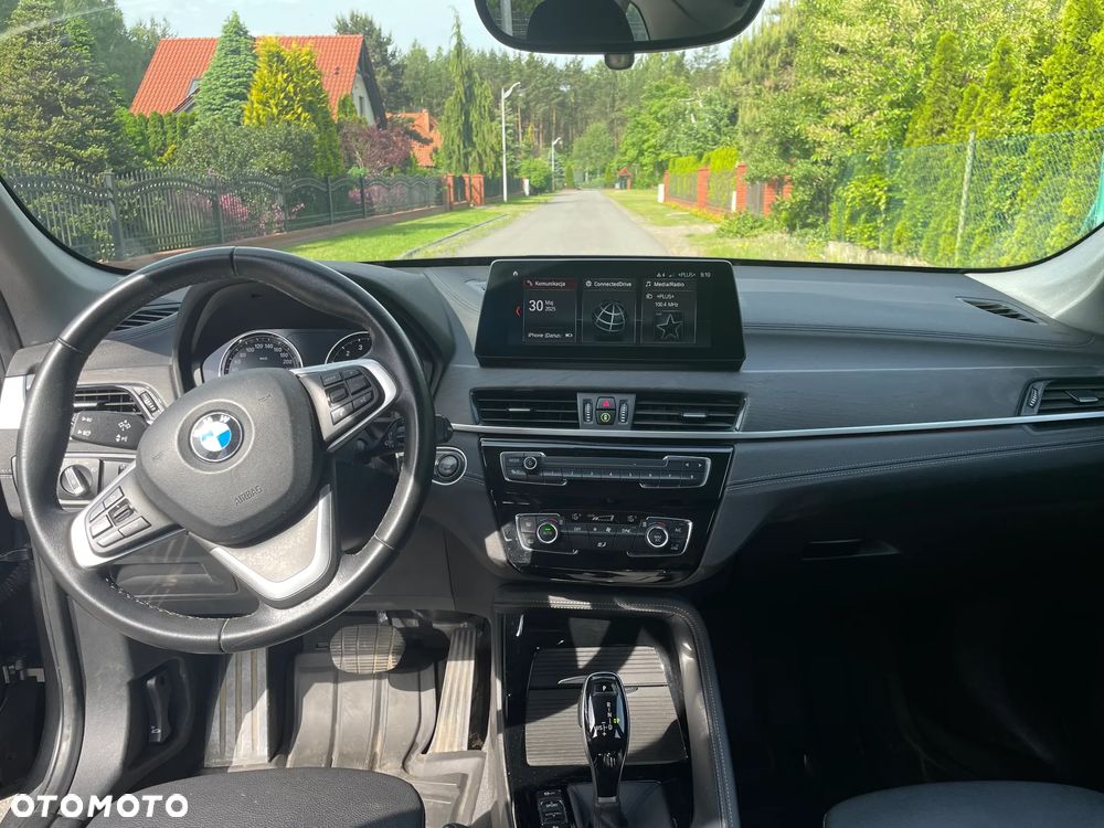 BMW X1 xDrive20i Sport Line - 4