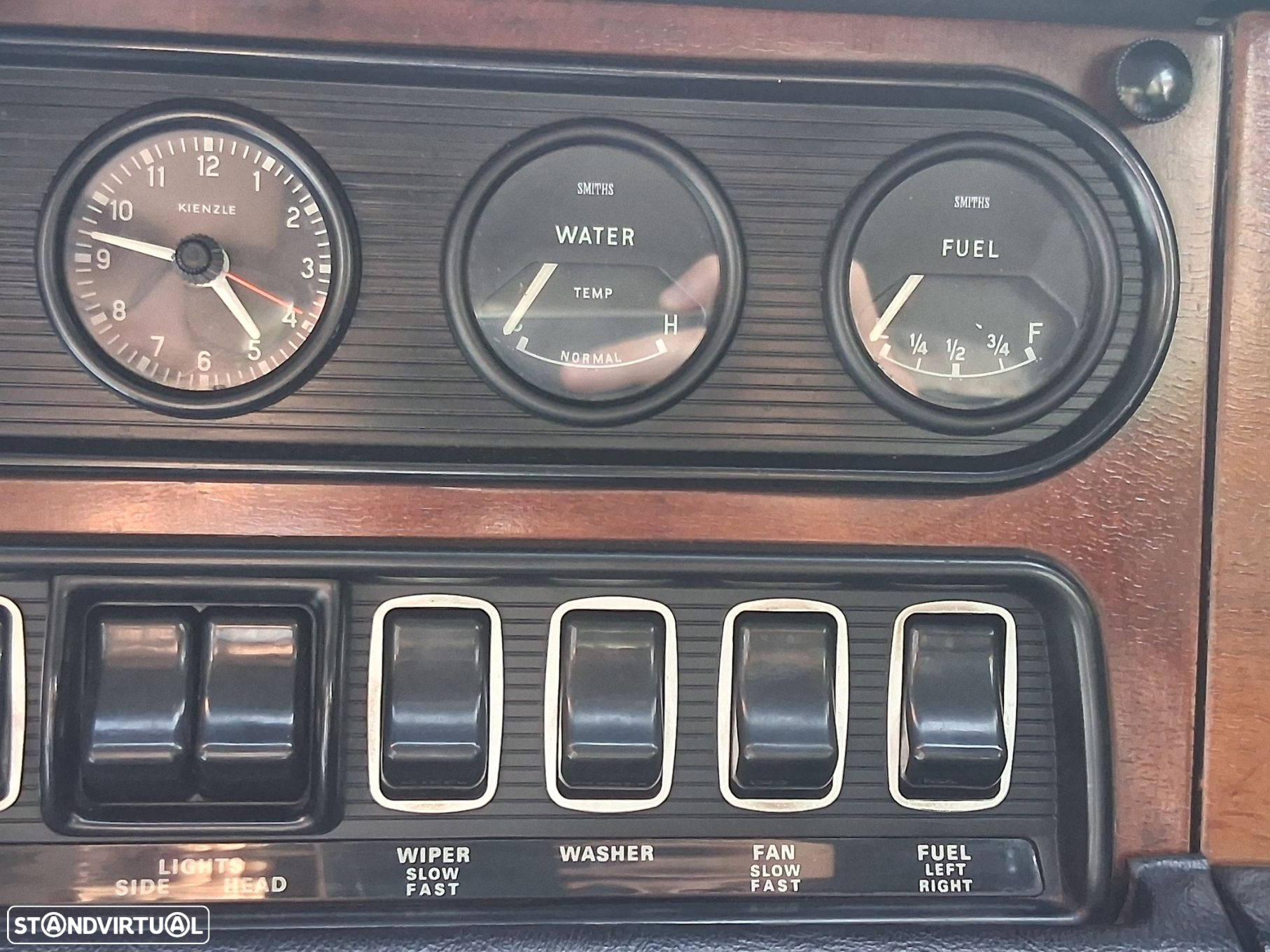 Daimler Sovereign - 41