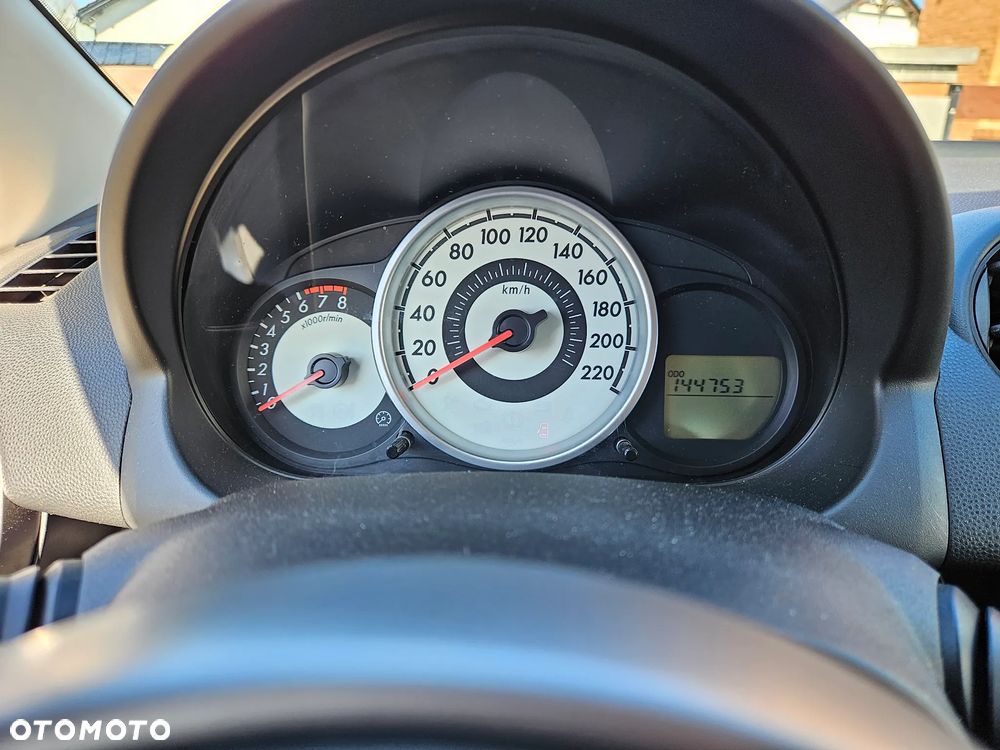 Mazda 2 1.3 Exclusive - 9