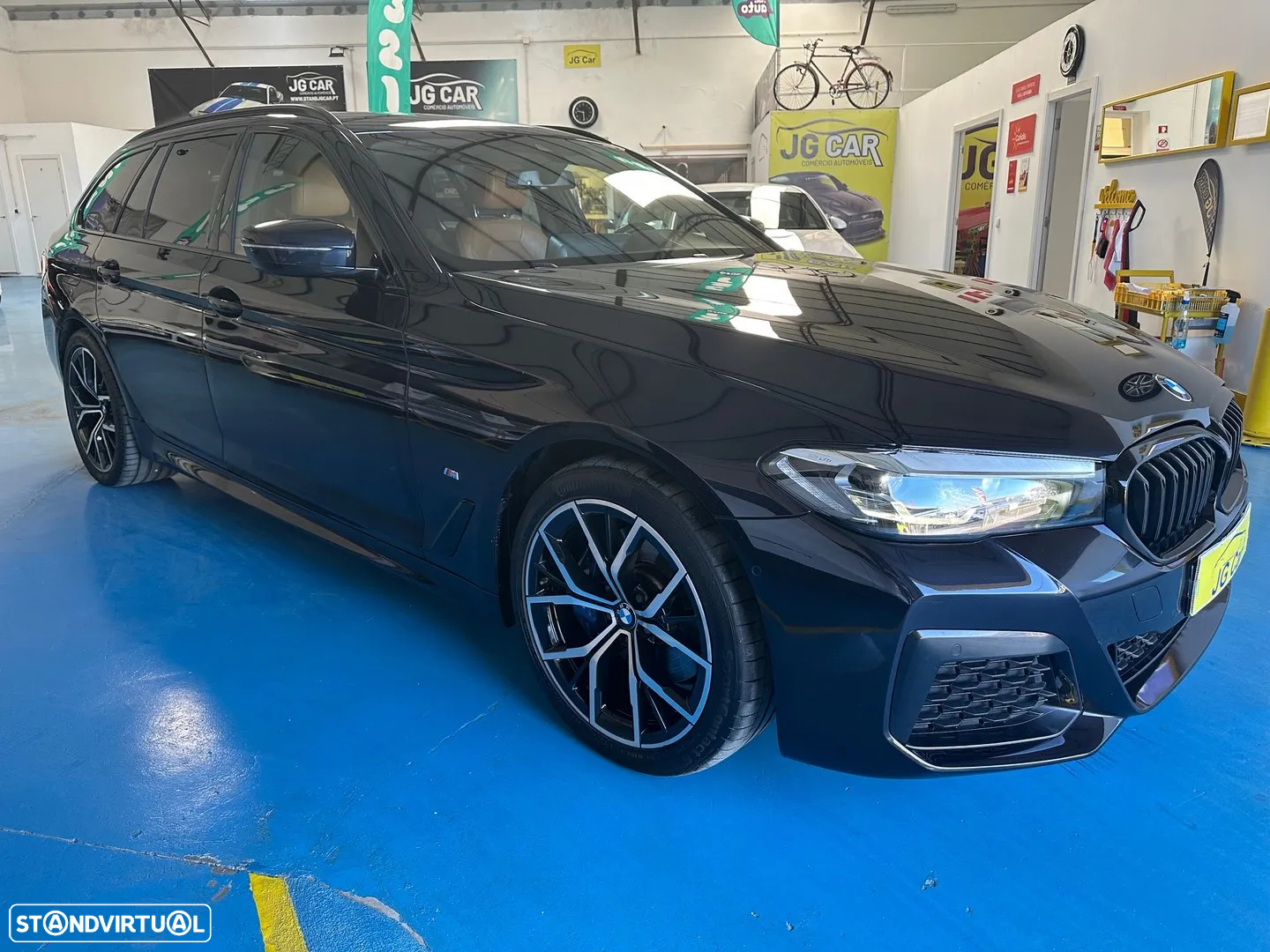 BMW 530 e Pack Desportivo M - 11