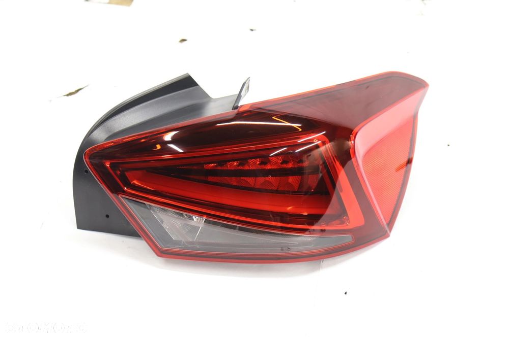 Seat Ibiza V lampa tył prawa 6F0945208H lift - 1