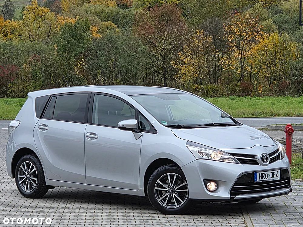 Toyota Verso 2014 photo 5