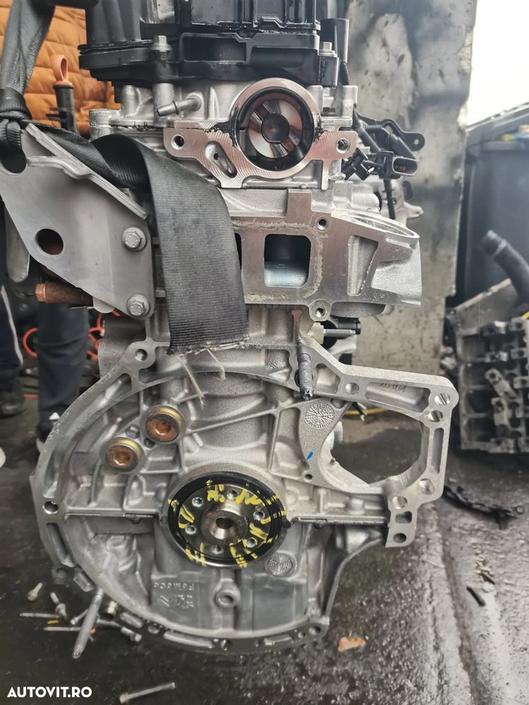 Motor PEUGEOT 2022 1.5 d YH01 in stare excelenta 1.000 km fara anexe - 2