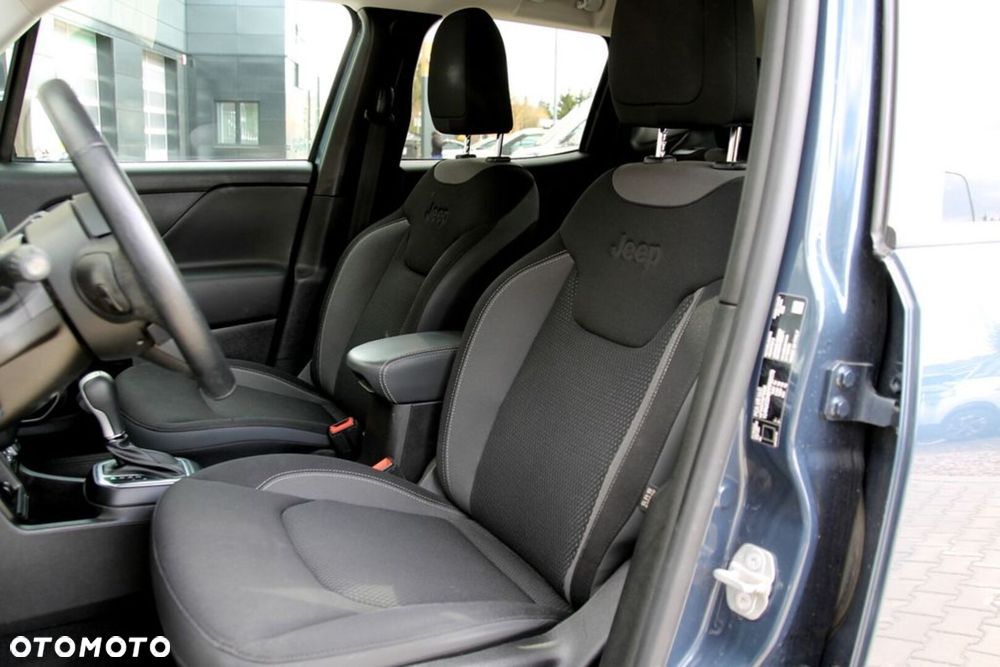 Jeep Renegade - 28