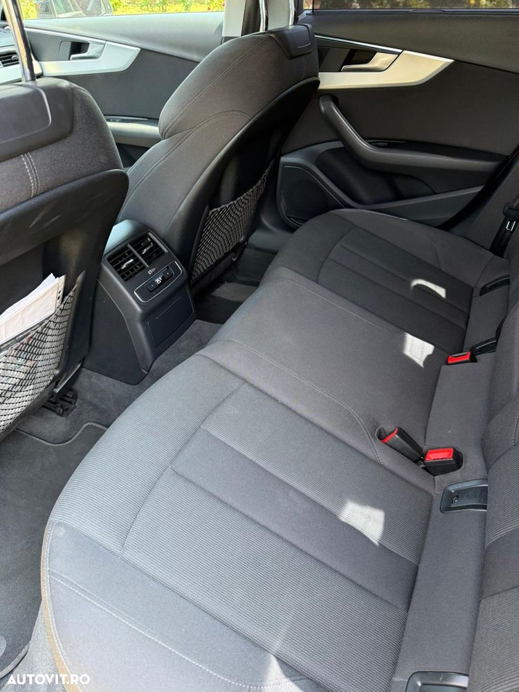 Audi A4 Limuzina 2.0 TDI DPF clean multitronic Attraction - 9