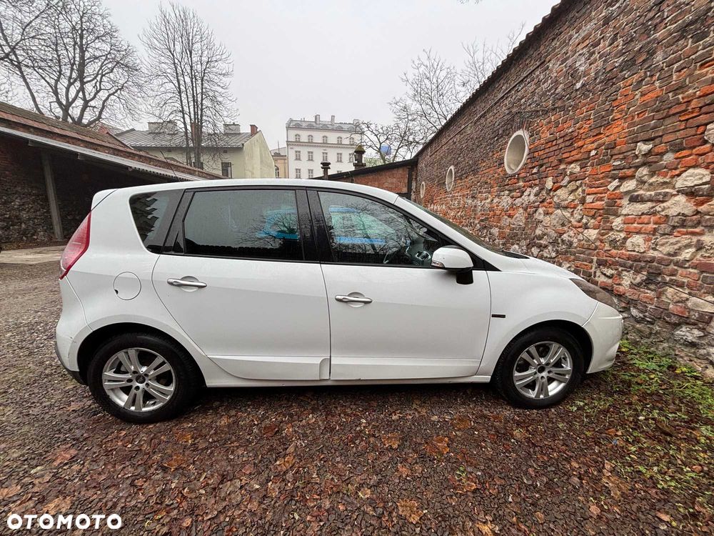 Renault Scenic - 4