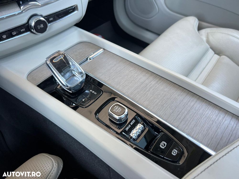 Volvo XC 60 - 18
