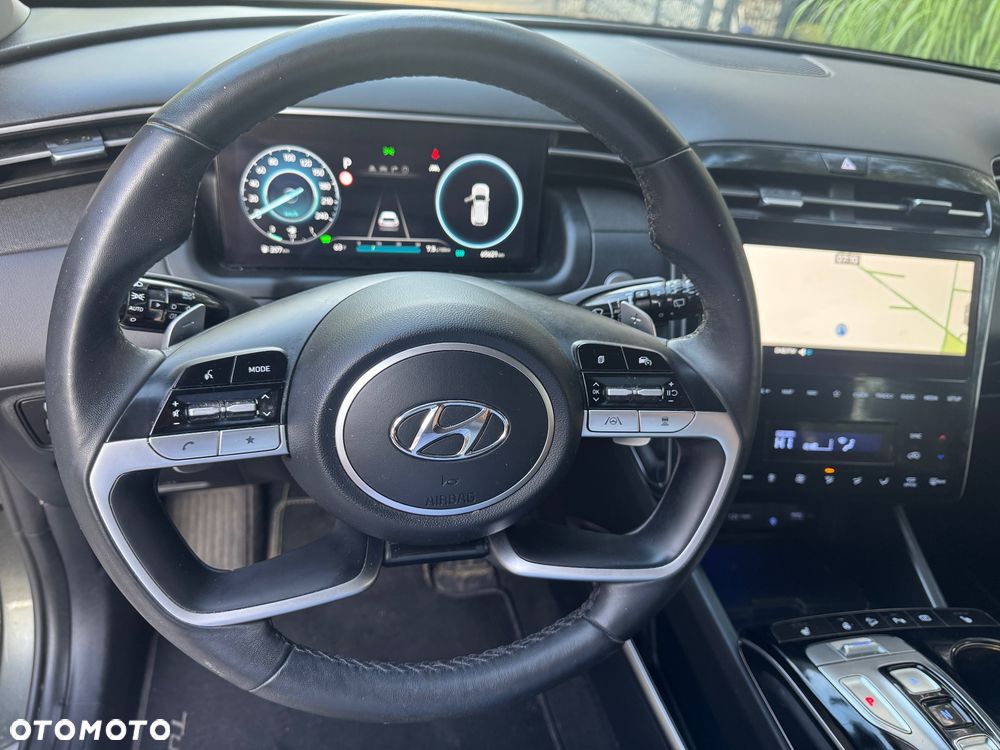 Hyundai Tucson 1.6 T-GDi HEV Executive 2WD - 16