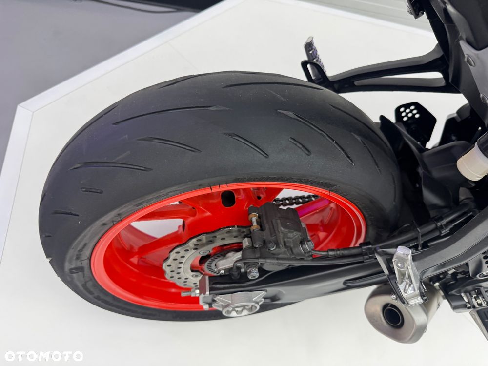 Yamaha MT - 19