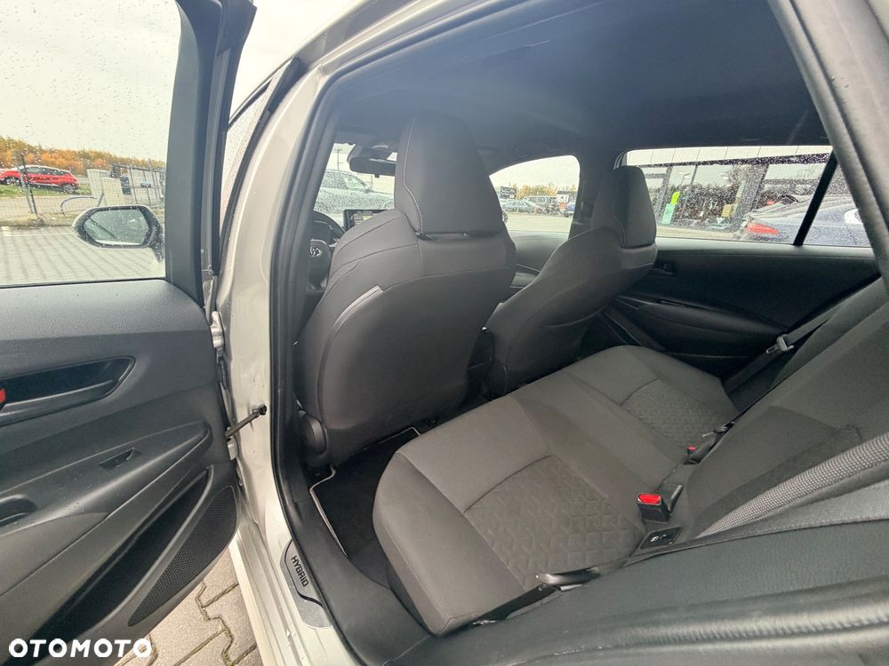 Toyota Corolla 1.8 Hybrid Executive - 16