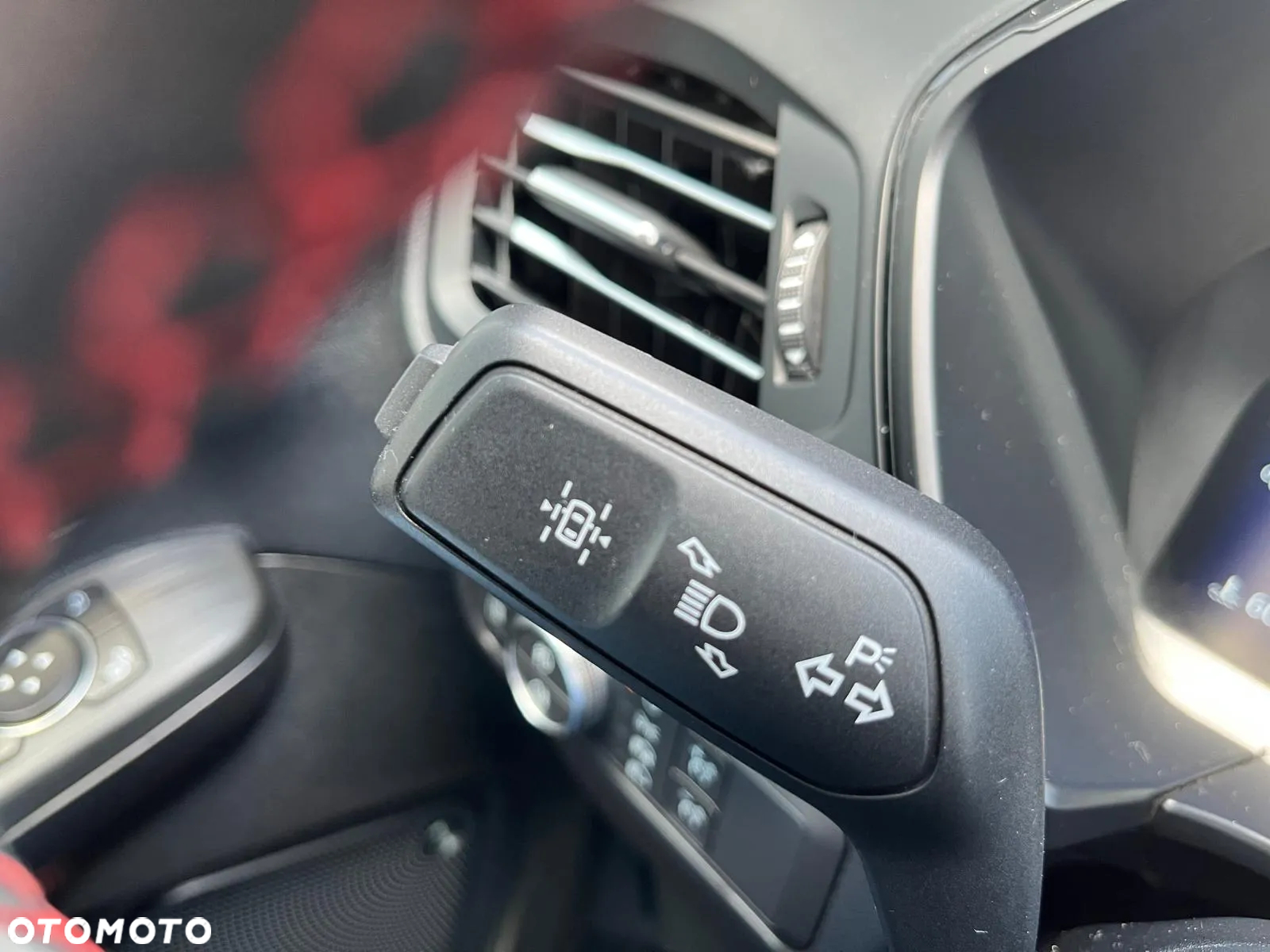 Ford Kuga - 11