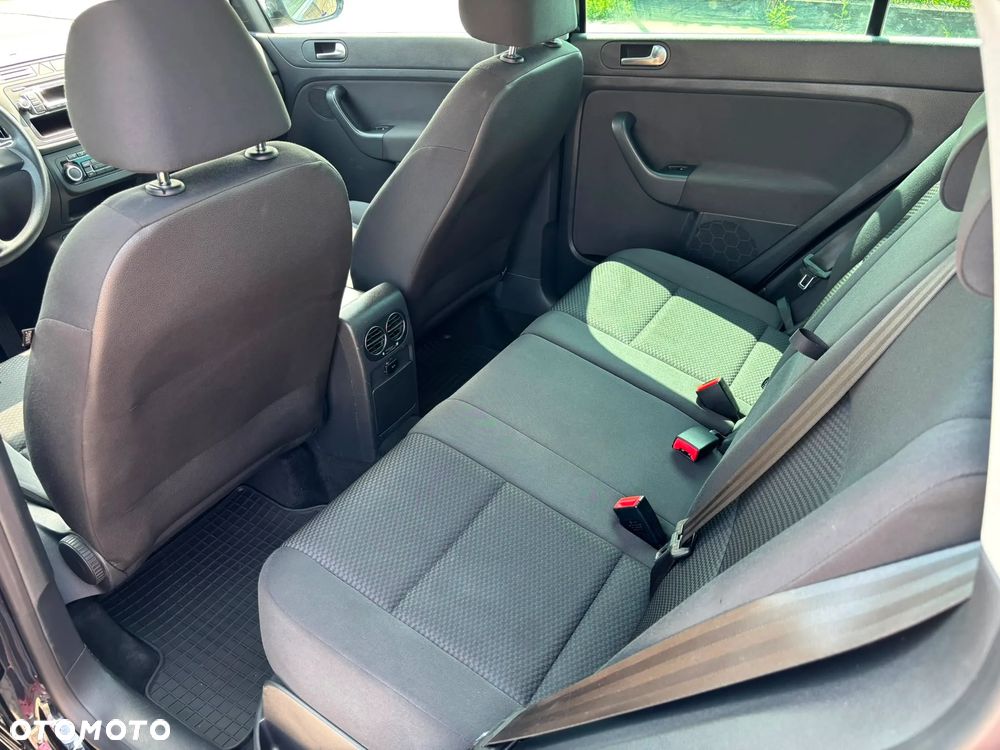 Volkswagen Golf Plus 1.6 TDI DPF MATCH - 13