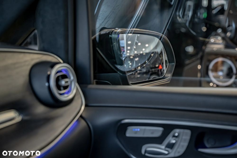 Mercedes-Benz Klasa V 300 d 4-Matic 9G-Tronic Exclusive (d³ugi) - 27