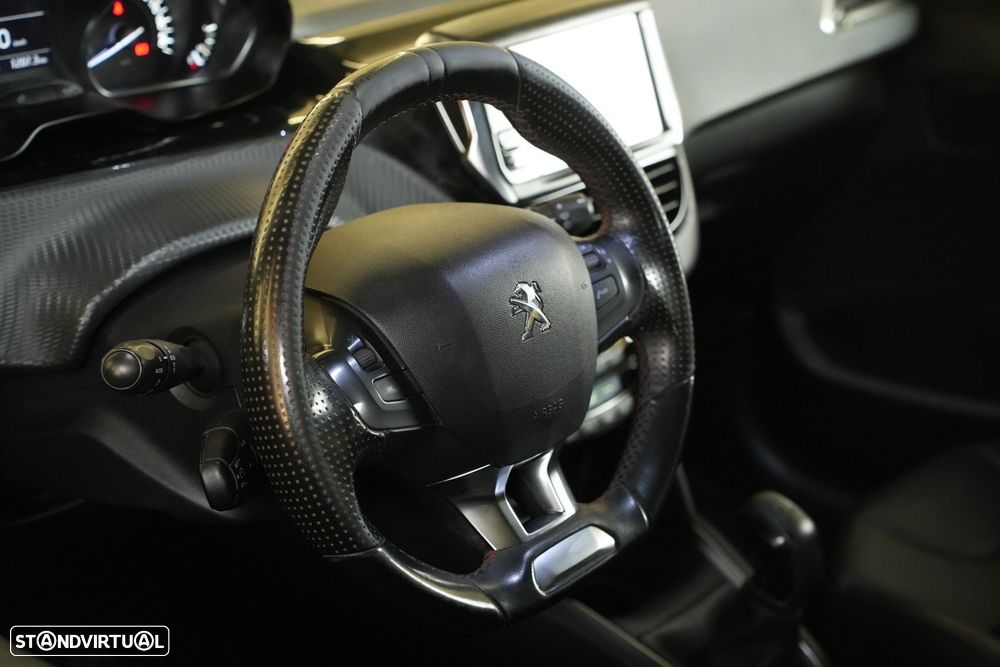 Peugeot 208 1.5 BlueHDi GT Line - 22