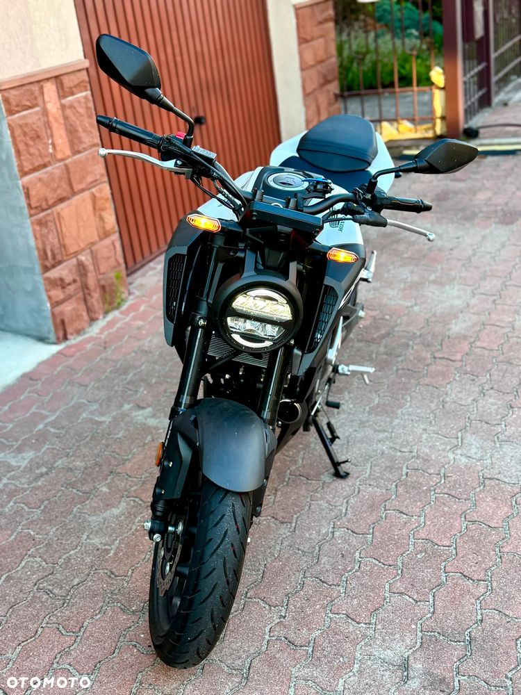 Honda CB - 5