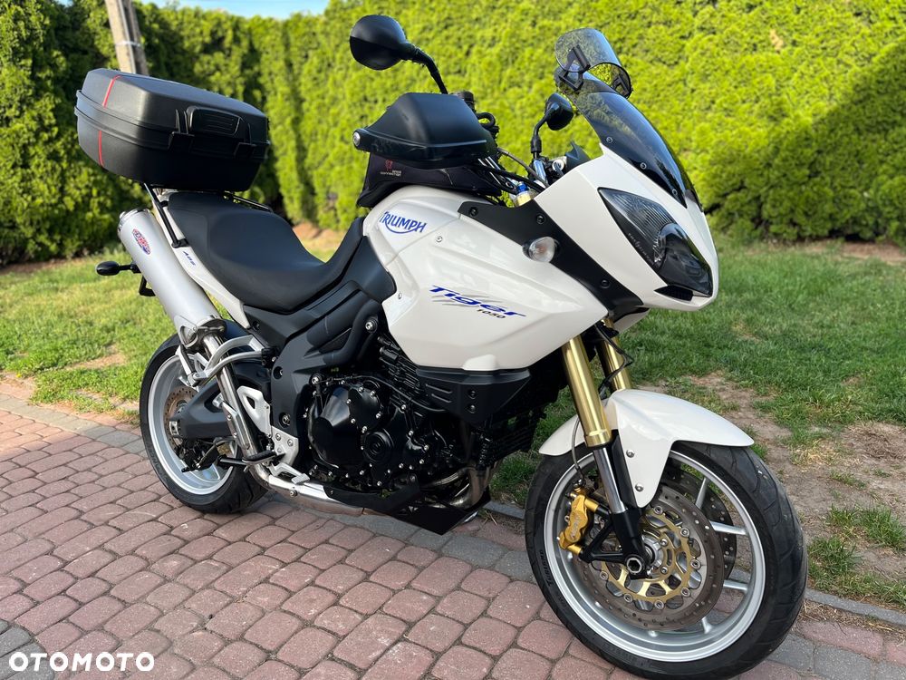 Triumph Tiger - 2