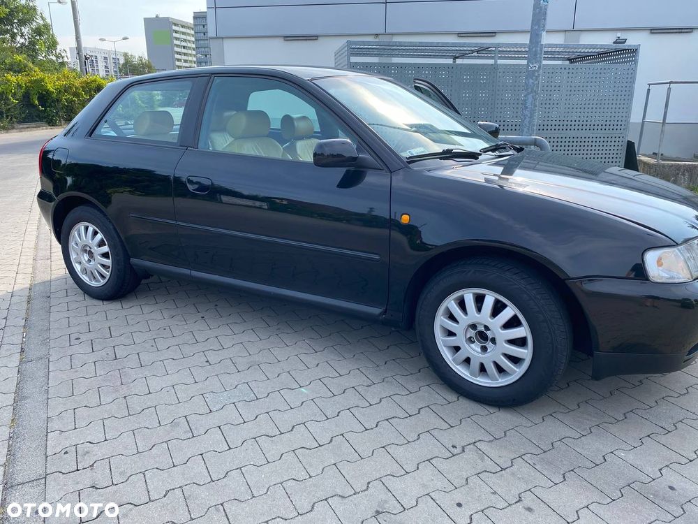 Audi A3 3-drzwiowe 1.6 Ambiente - 13