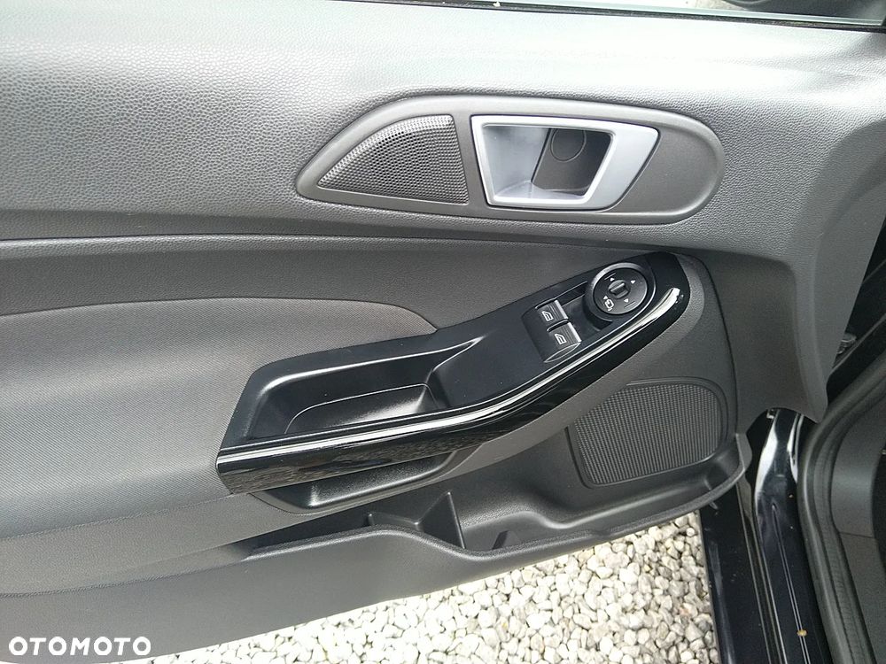 Ford Fiesta 1.0 EcoBoost Titanium - 15