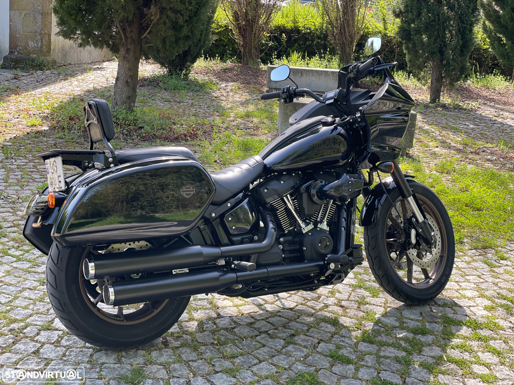 Harley-Davidson Softail Low Rider St - 2