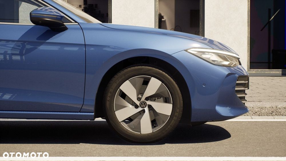 Volkswagen Passat - 13