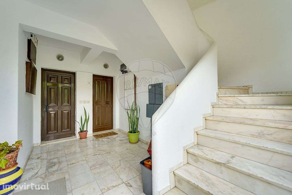 Apartamento T1 para venda - Grande imagem: 2/18