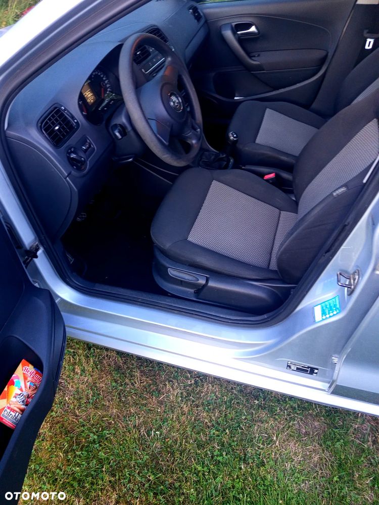 Volkswagen Polo 1.6 TDI Trendline - 24