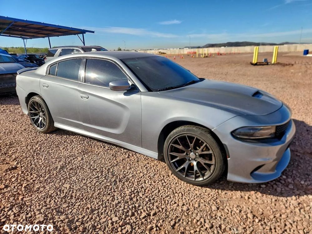 Dodge Charger 5.7 R/T - 1