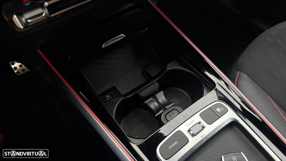 Mercedes-Benz GLB 180 d AMG Line - 18