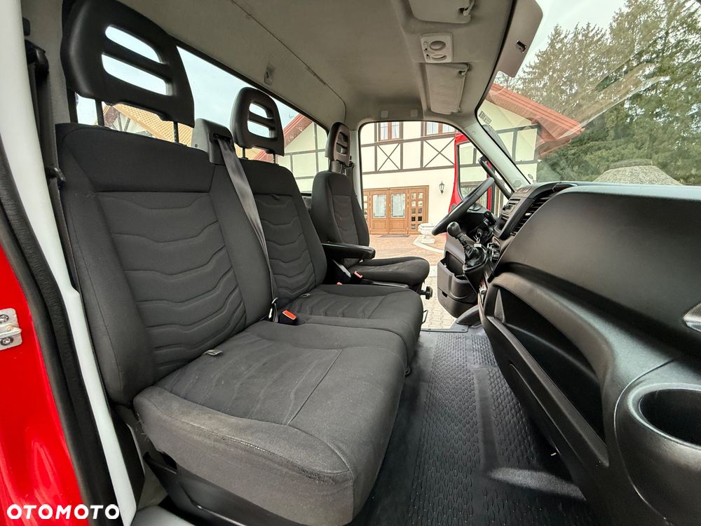 Iveco DAILY 35S - 29