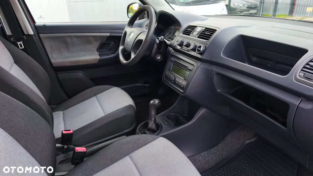 Skoda Fabia - 25