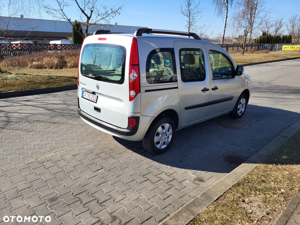 Renault Kangoo 1.6 8V 90 Happy Family - 7